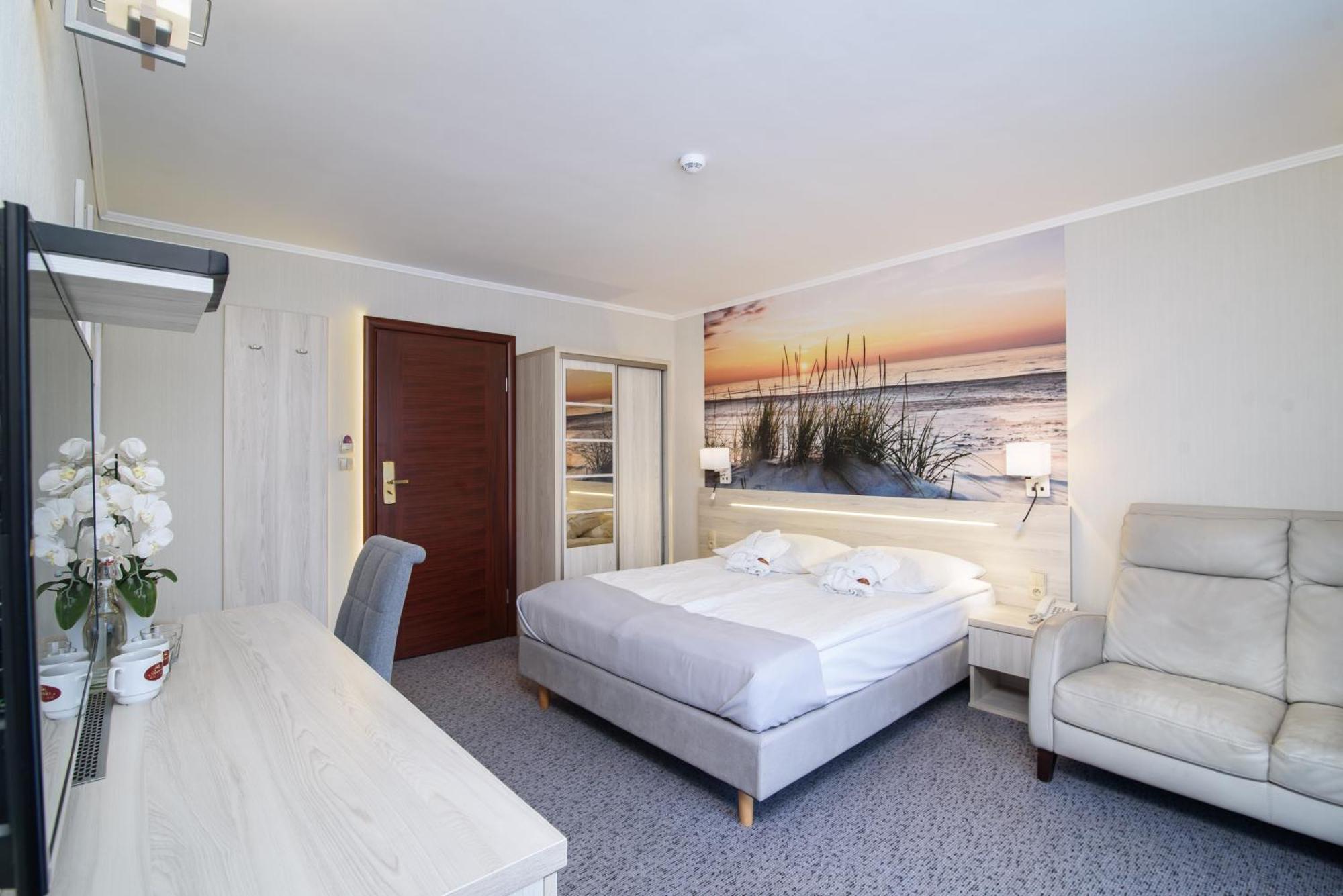 Hotel Spa Activia Jastrzębia Góra Buitenkant foto