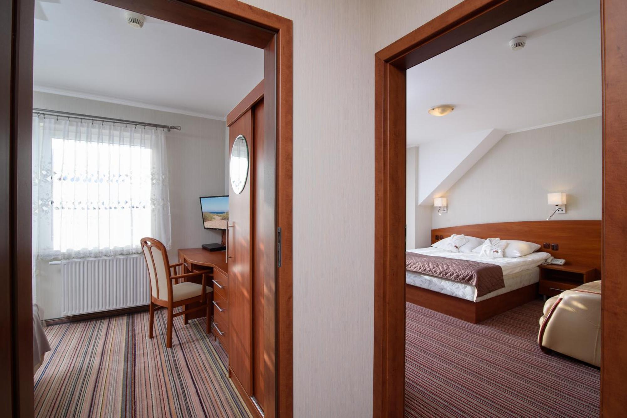 Hotel Spa Activia Jastrzębia Góra Buitenkant foto