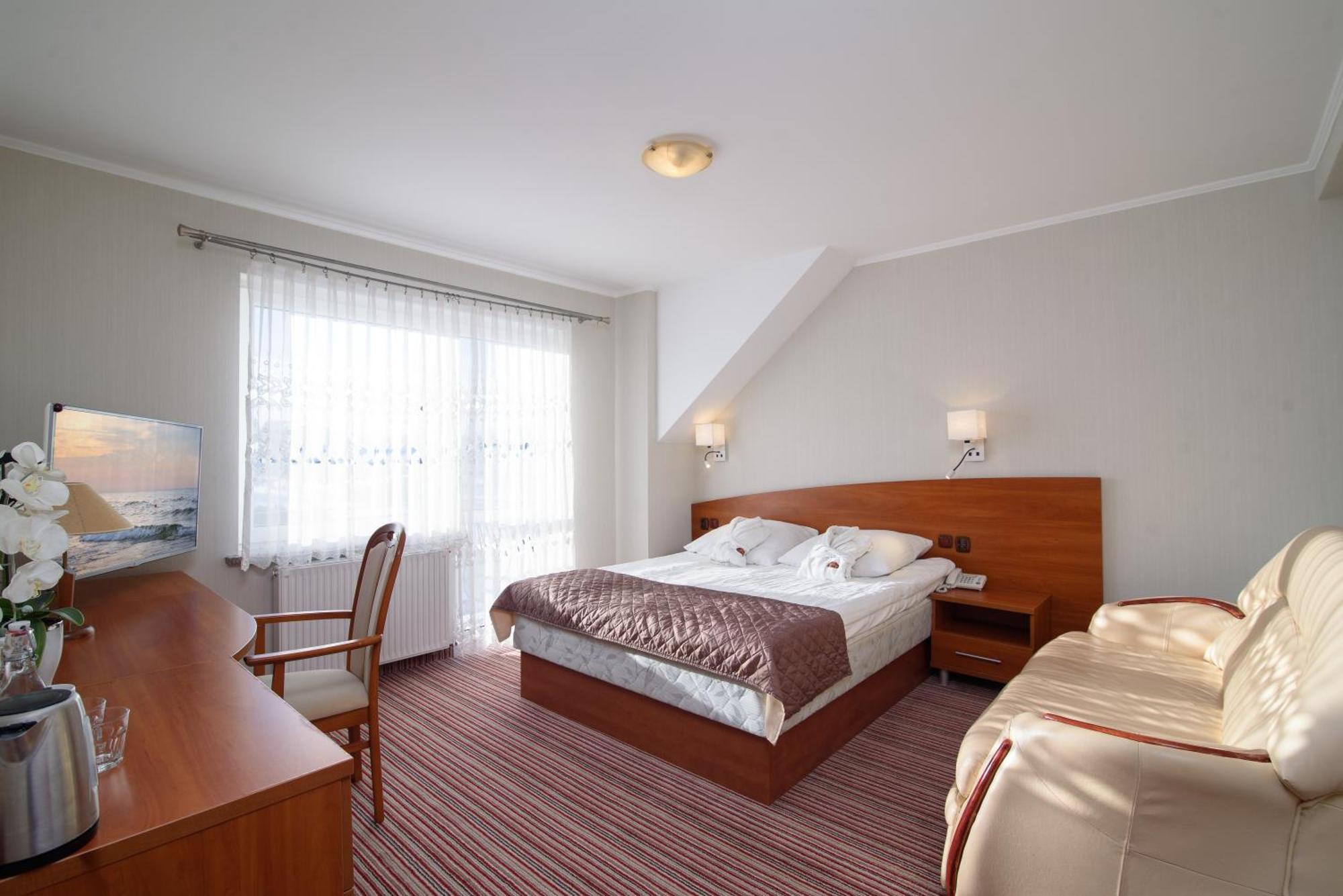 Hotel Spa Activia Jastrzębia Góra Buitenkant foto