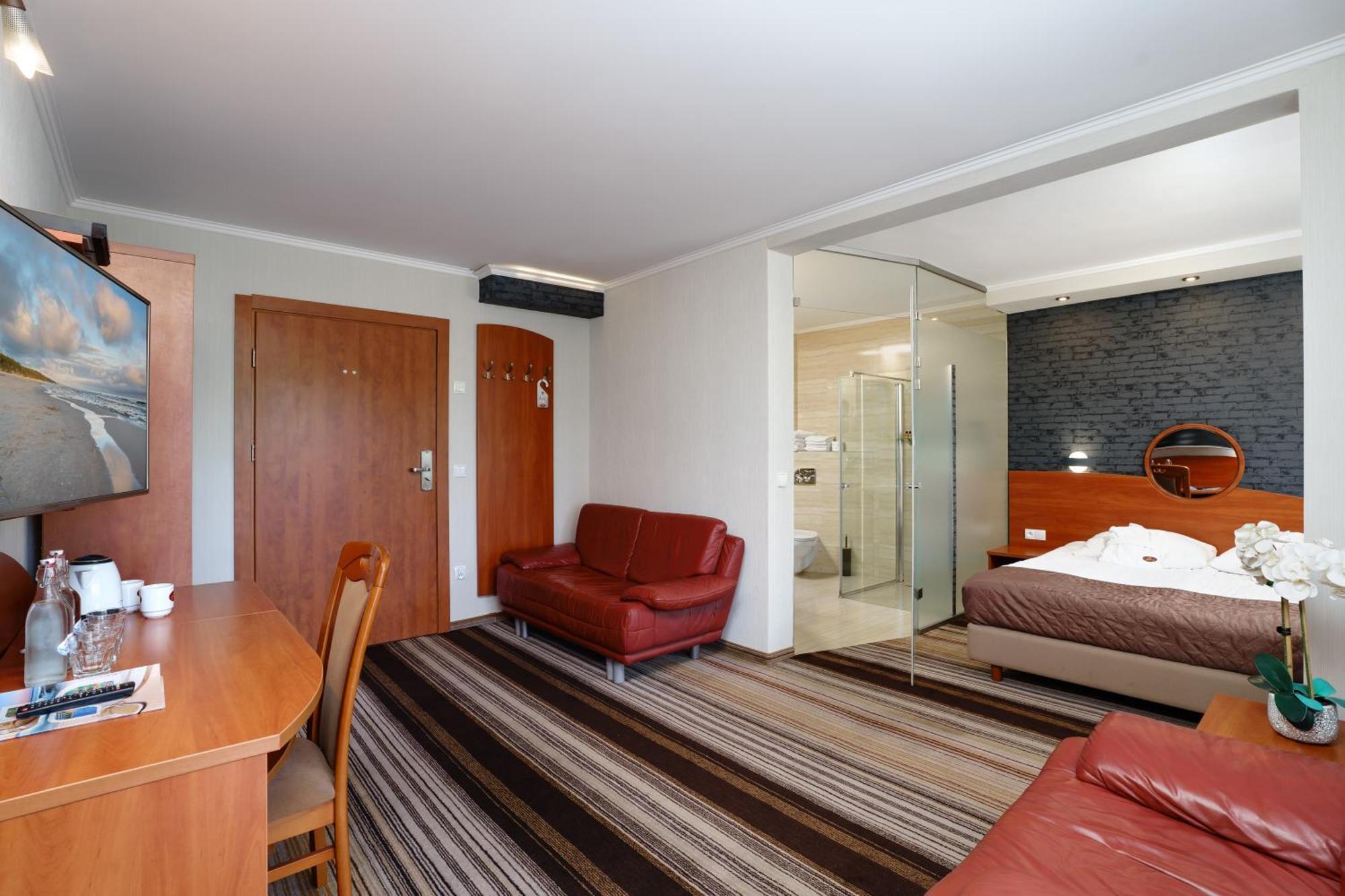 Hotel Spa Activia Jastrzębia Góra Buitenkant foto